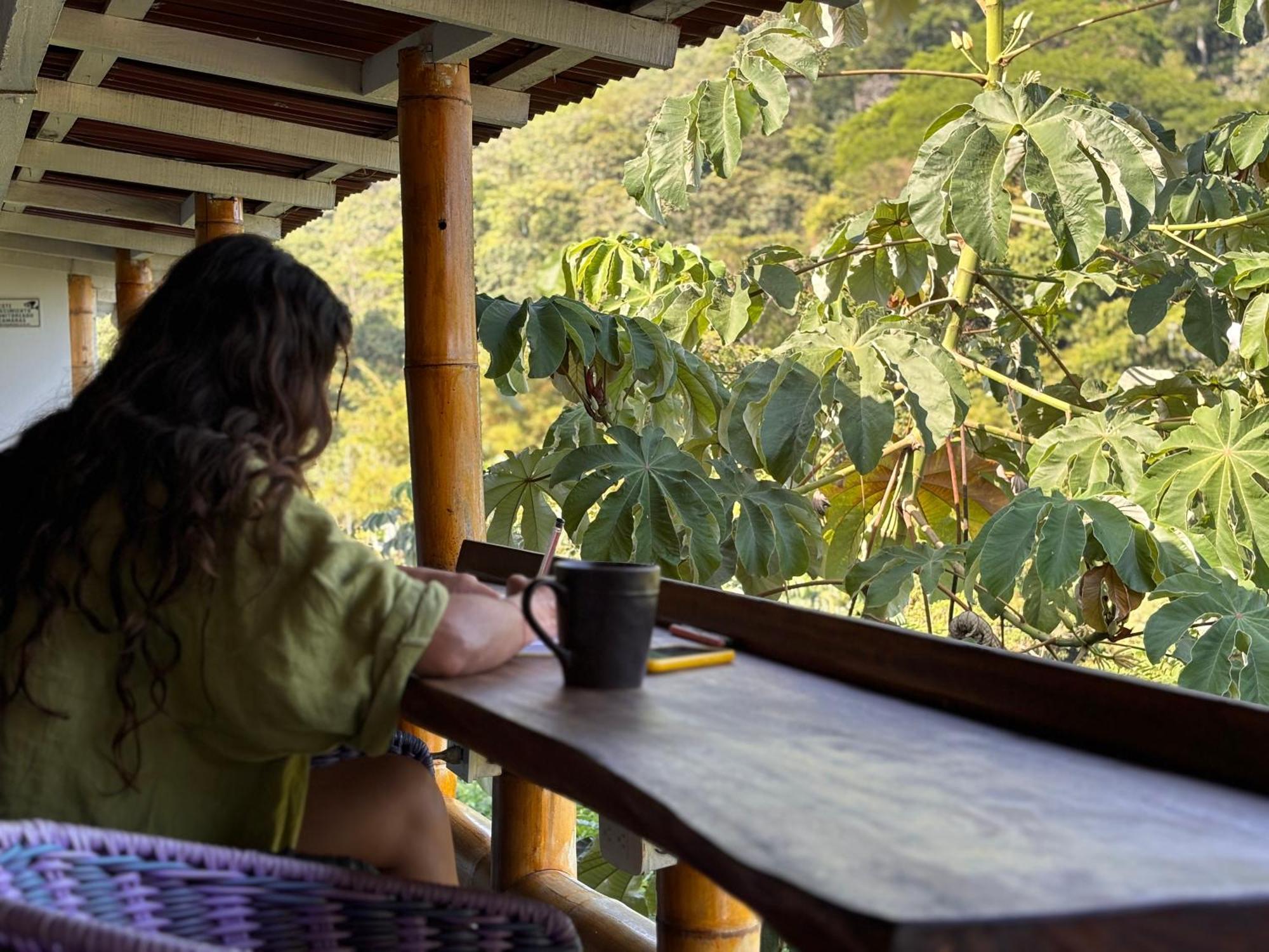 La Veranda Hotel & Restaurant مينسا المظهر الخارجي الصورة