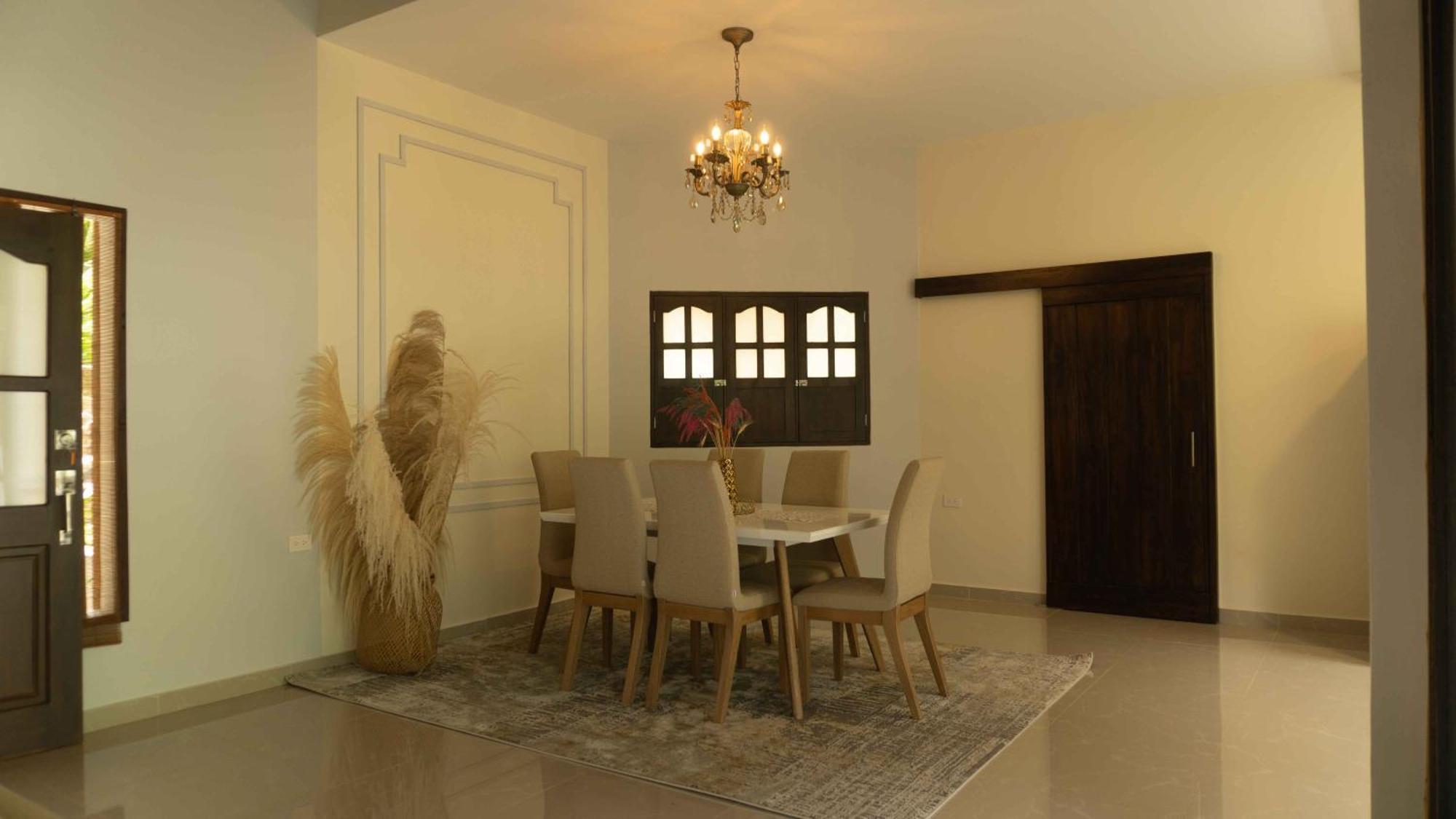 La Veranda Hotel & Restaurant مينسا الغرفة الصورة